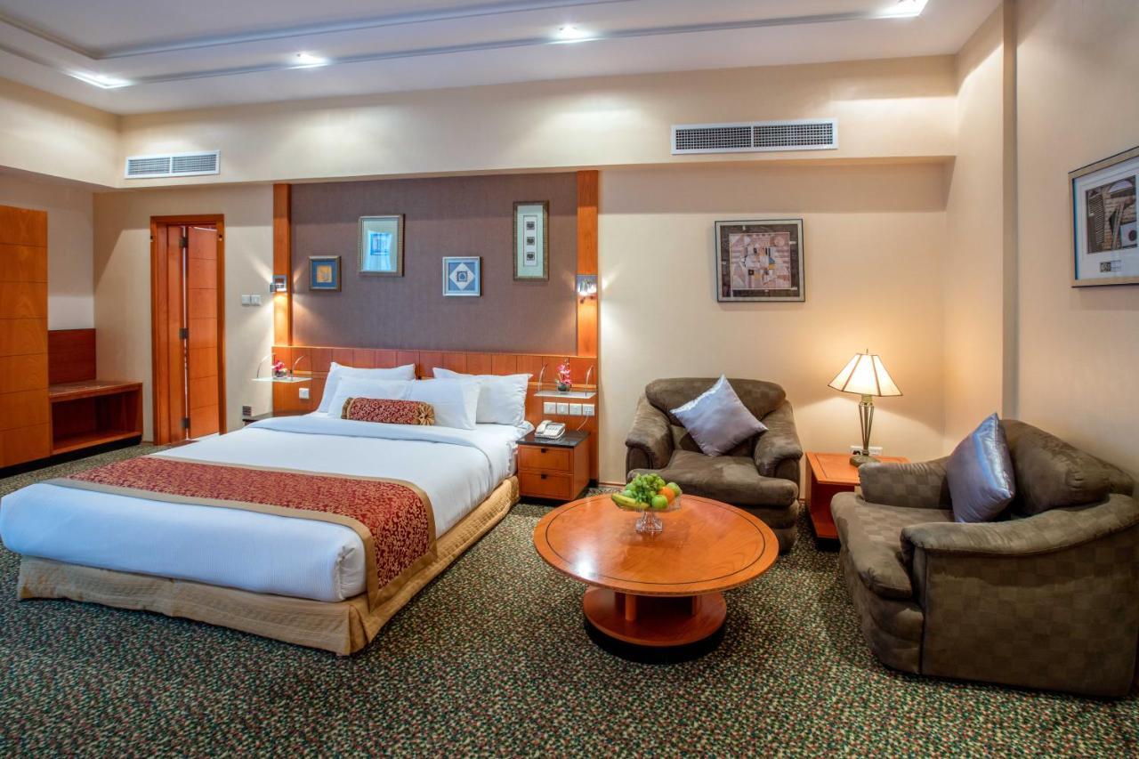 Gulf Court Hotel Manama Ngoại thất bức ảnh
