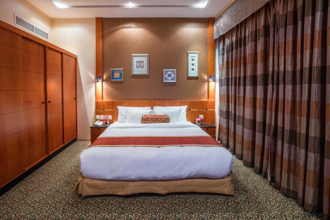 Gulf Court Hotel Manama Ngoại thất bức ảnh